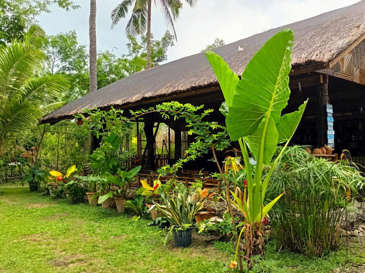 Archery-Asia Nipa Huts Moalboal Eksteriør bilde