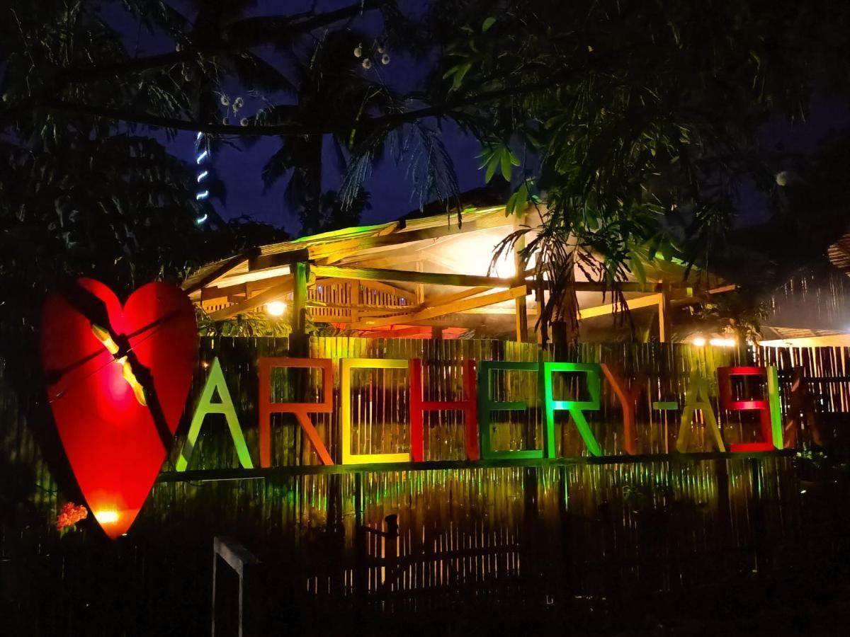 Archery-Asia Nipa Huts Moalboal Eksteriør bilde