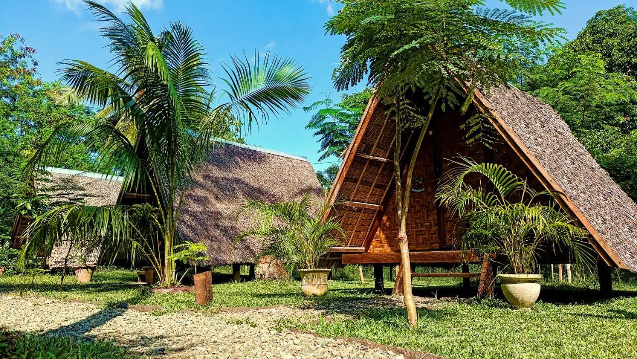 Archery-Asia Nipa Huts Moalboal Eksteriør bilde