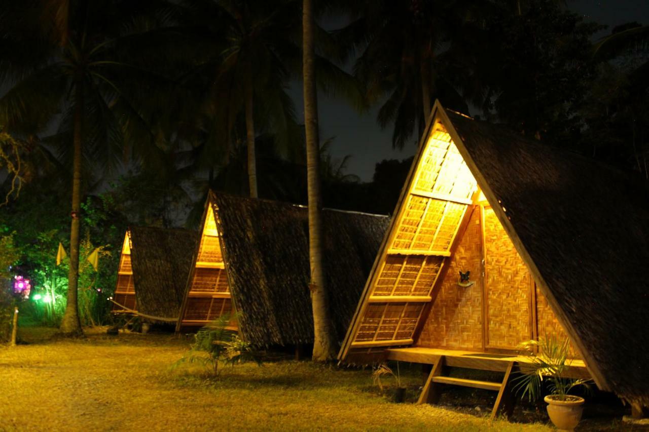 Archery-Asia Nipa Huts Moalboal Eksteriør bilde